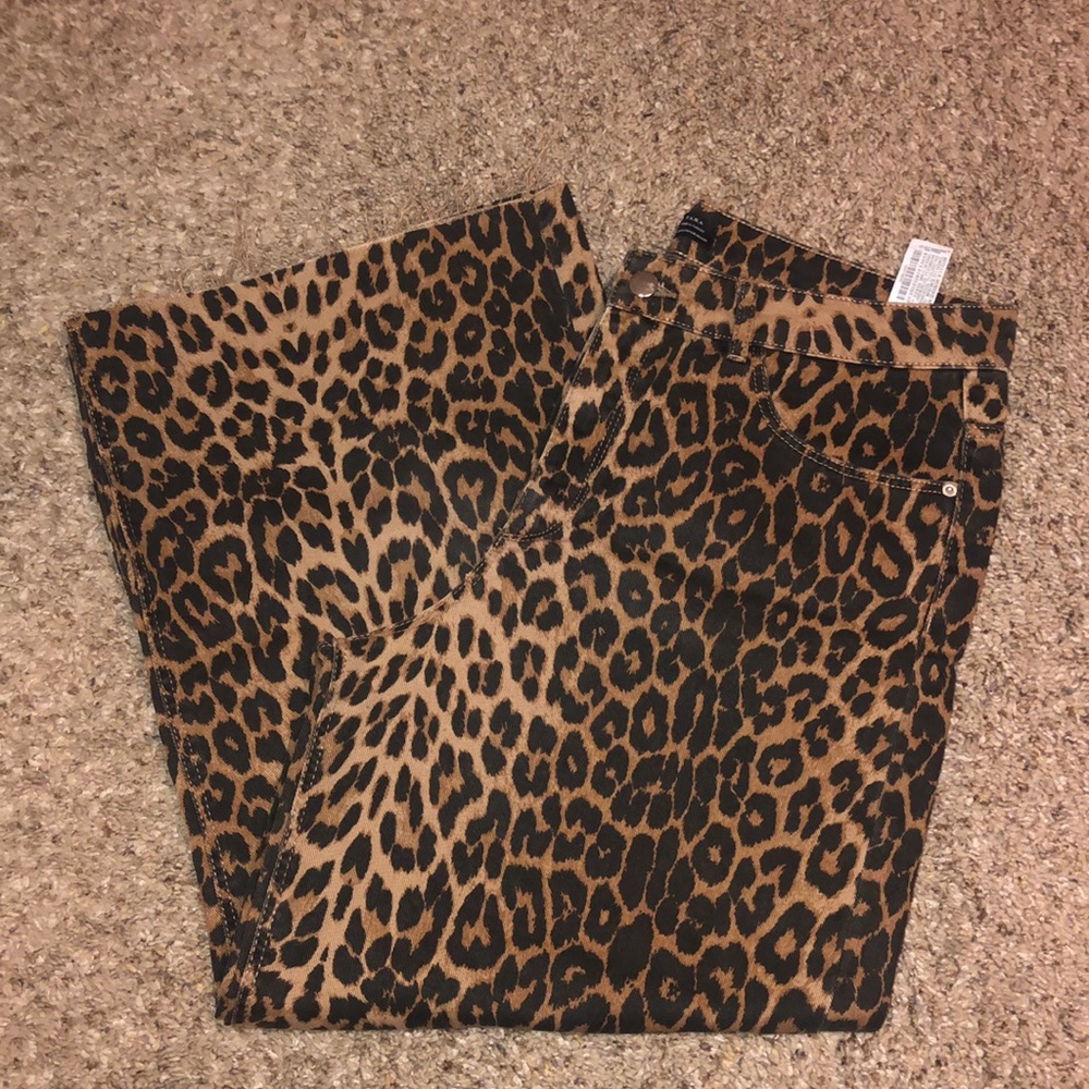 Zara Wide Leg Highwaisted Jeans